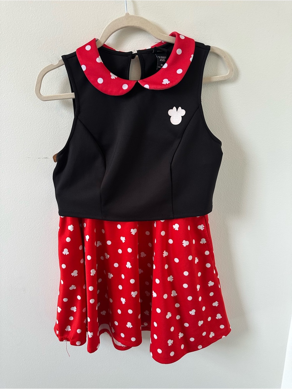Disney Two Piece Set Size Small/Medium